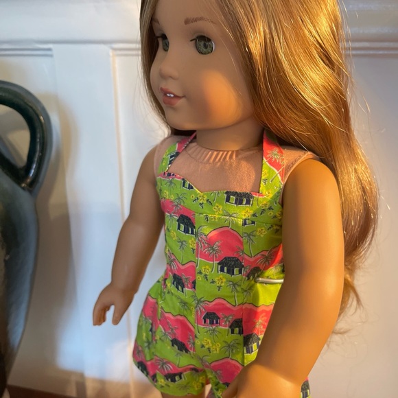 Retired Lea American Girl of Year 2016 - 18” Doll w Hawaiian Outfit - Picture 9 of 11